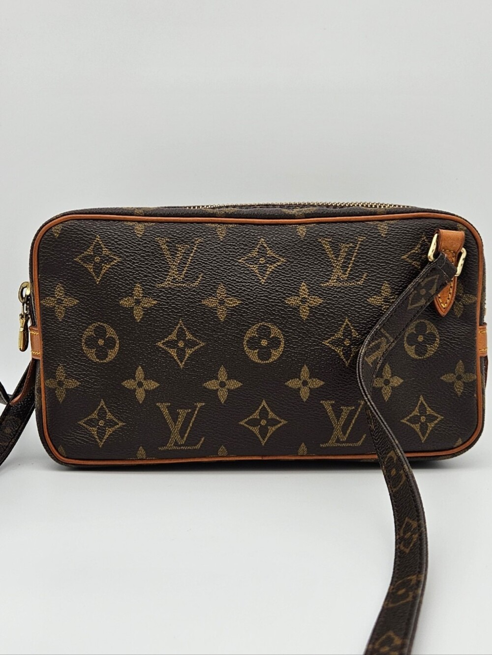 Authentic Louis Vuitton Pochette Marly #4427M